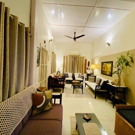 The Bhowmick'S Bungalow Tezpur エクステリア 写真